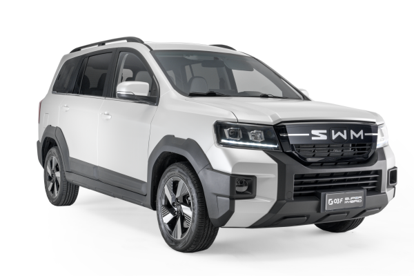 SWM - Super Hybrid Studio di posa23